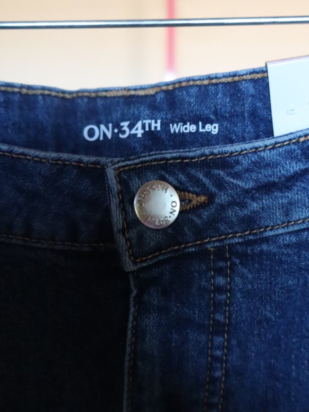On 34th High Rise Jeans, NWTs Trendy, wide leg, Denim Blue - Size 30 (Size 10) - Picture 5 of 5
